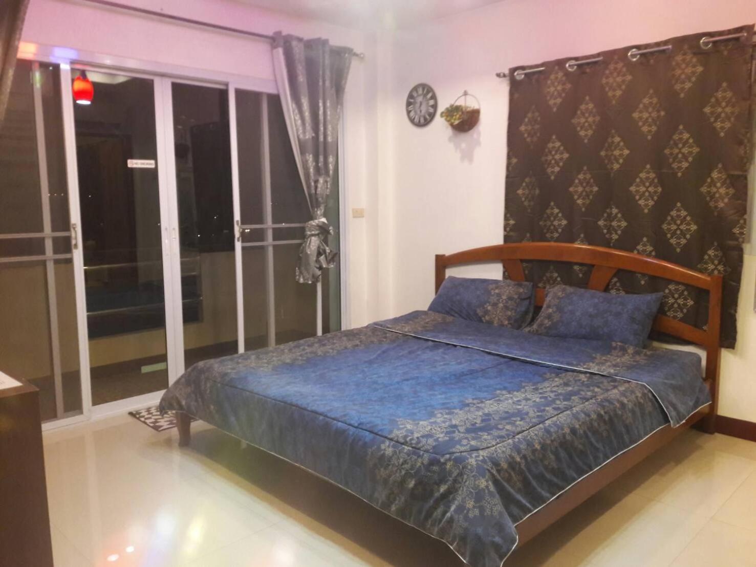 บ้านแสงเพ็ญ By แช่มช้อย Phetchabun Room photo