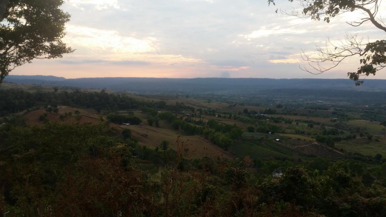 บ้านแสงเพ็ญ By แช่มช้อย Phetchabun Exterior photo